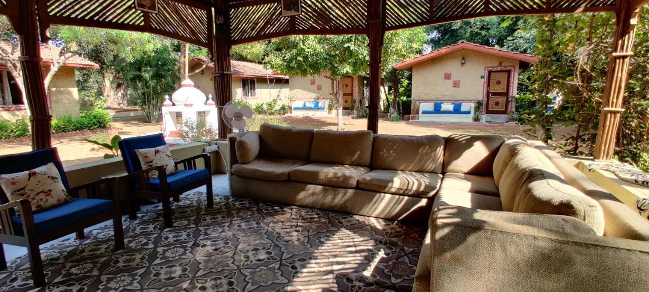 Lodge Bandhavgarh Jungle
